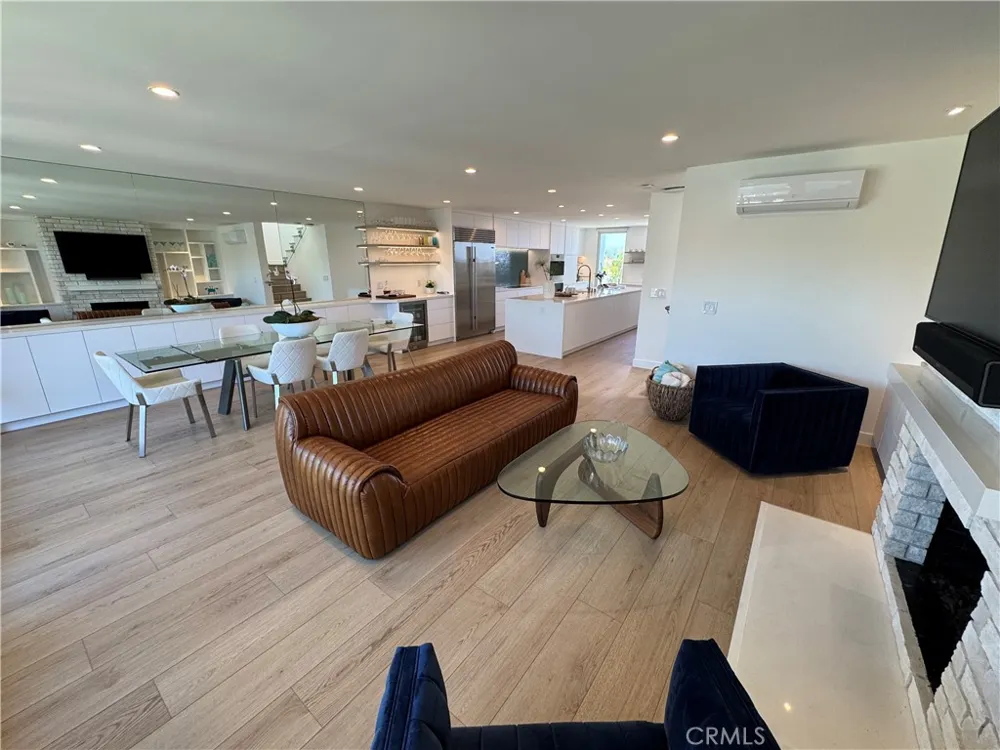 3981 Warner Avenue Huntington Beach, CA 92649