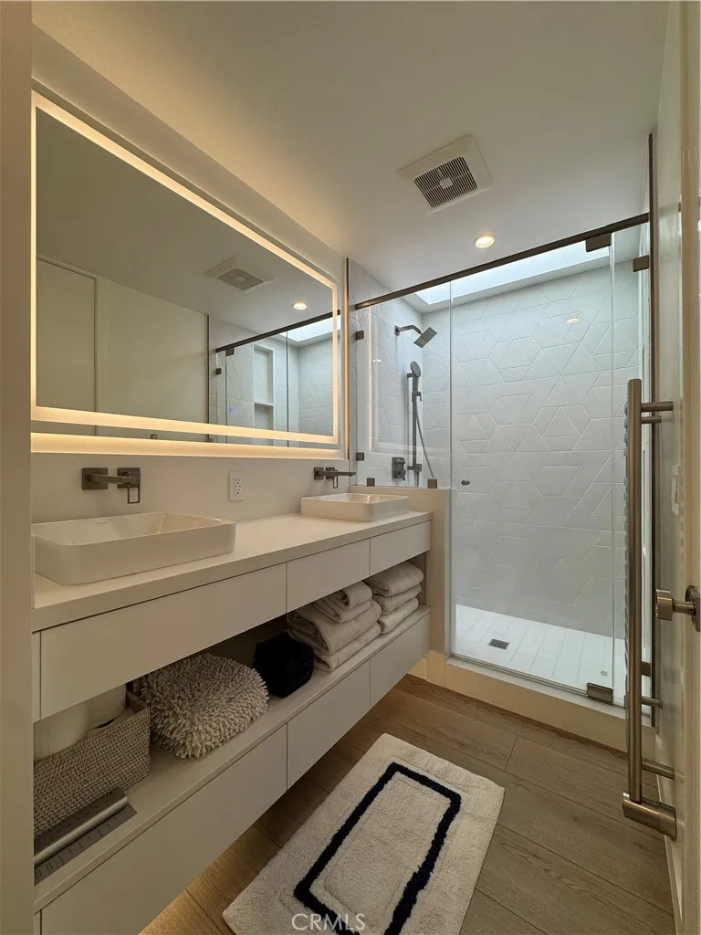 3981 Warner Avenue Huntington Beach, CA 92649
