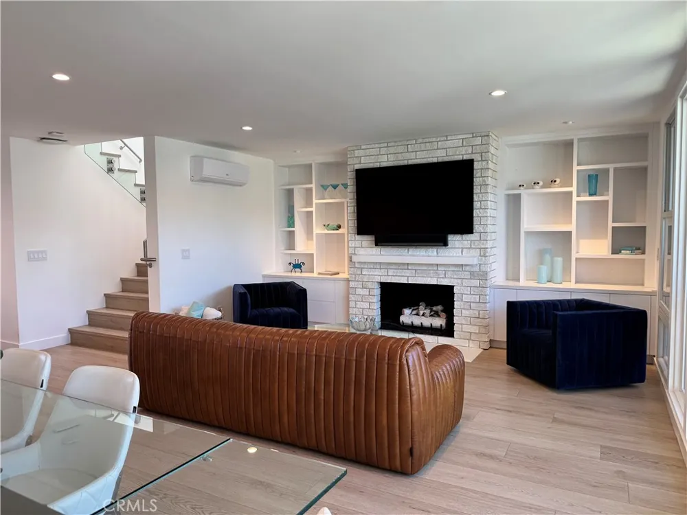 3981 Warner Avenue Huntington Beach, CA 92649