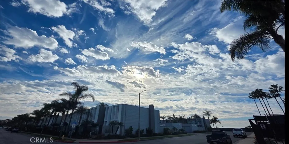 3981 Warner Avenue Huntington Beach, CA 92649