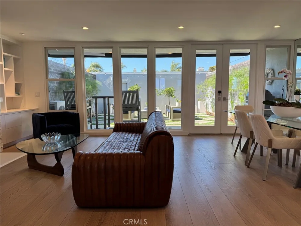 3981 Warner Avenue Huntington Beach, CA 92649