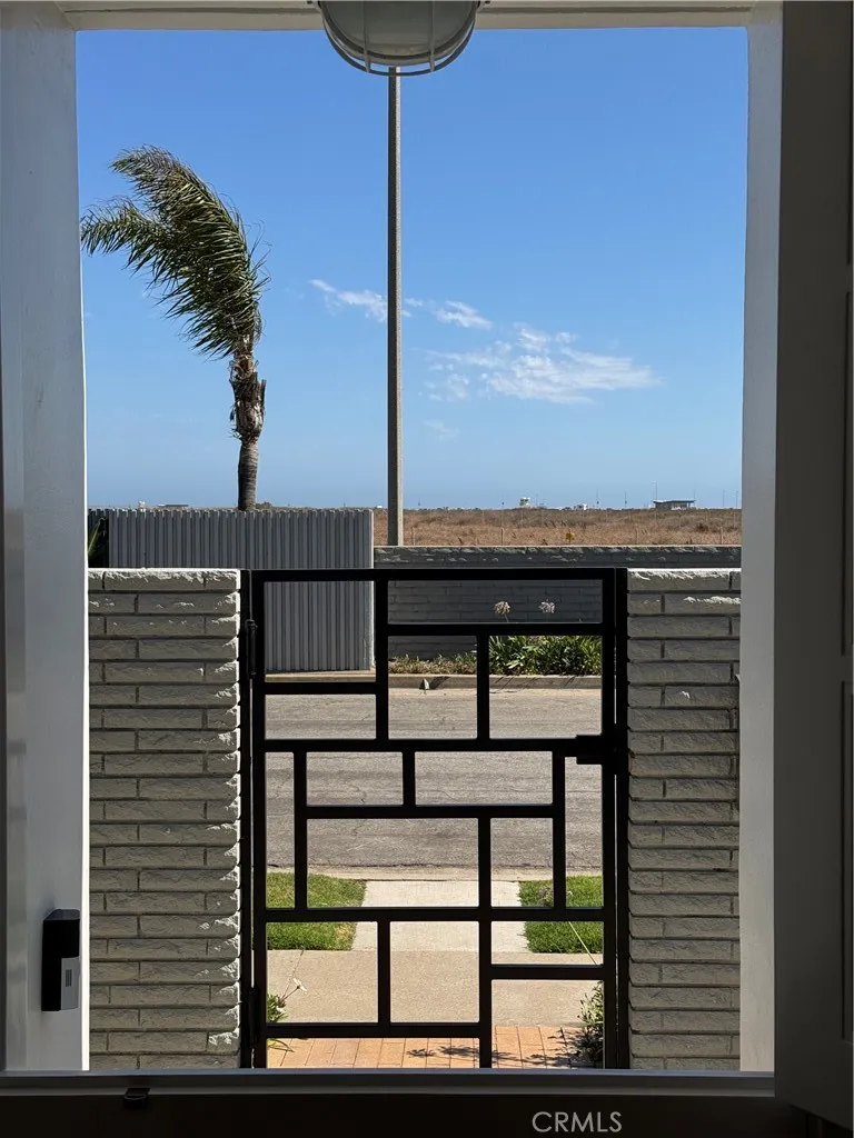 3981 Warner Avenue Huntington Beach, CA 92649