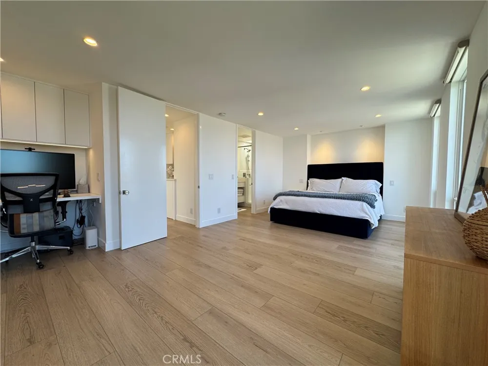 3981 Warner Avenue Huntington Beach, CA 92649