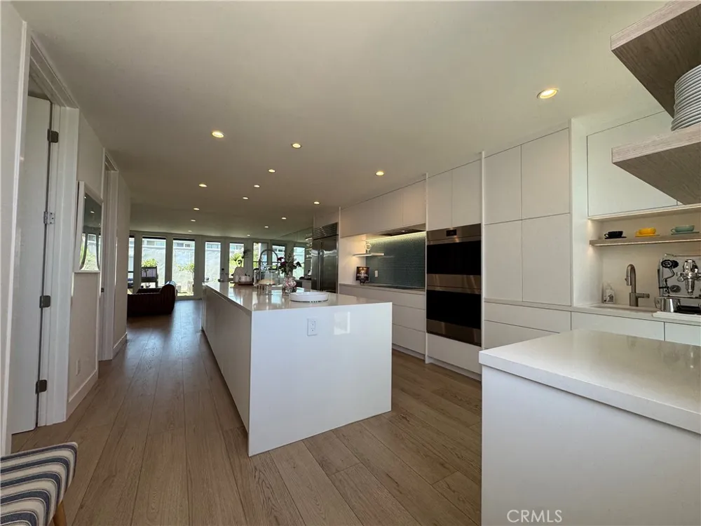 3981 Warner Avenue Huntington Beach, CA 92649