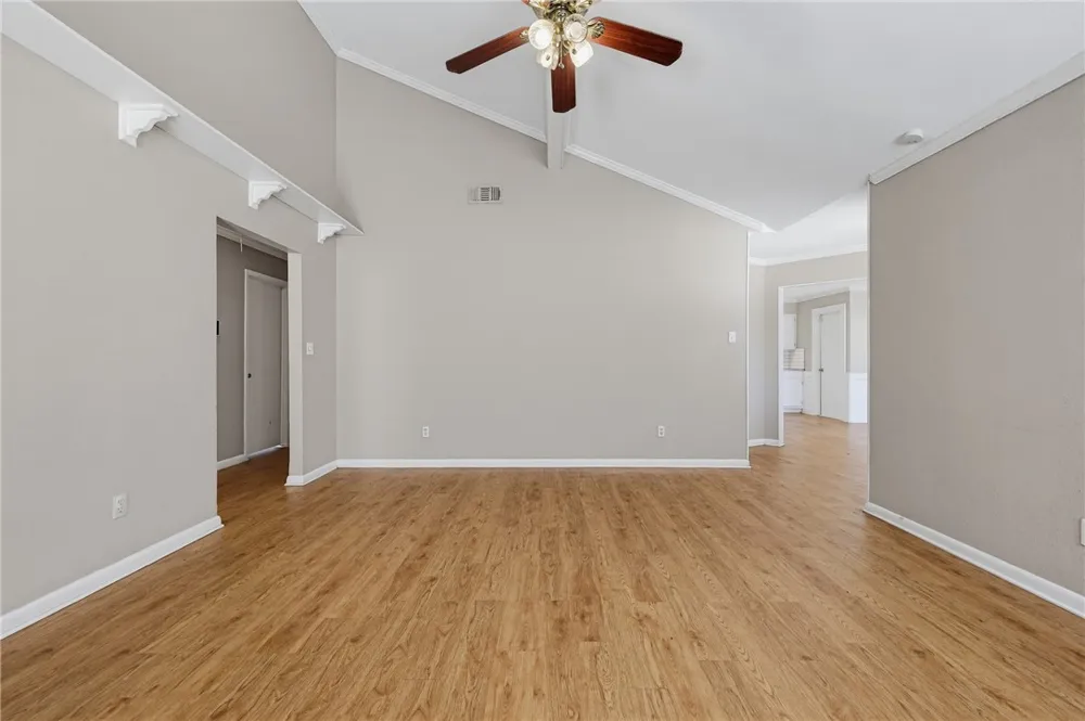 4205 Big Cyprus Corpus Christi, TX 78410