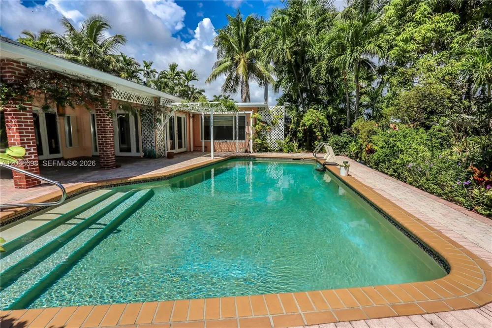 1251 Buchanan St Hollywood, FL 33019