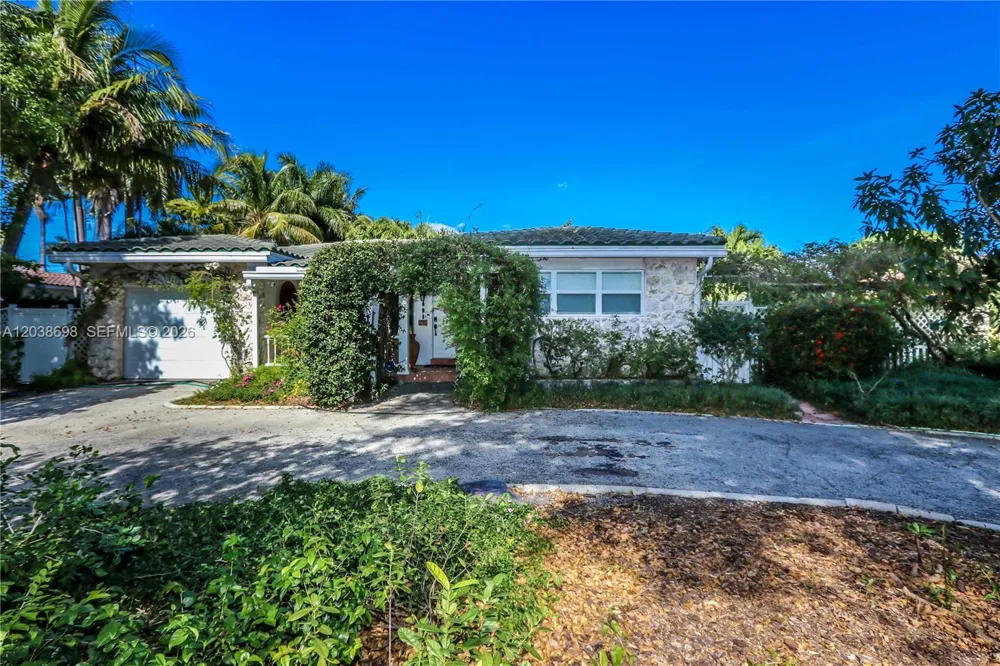 1251 Buchanan St Hollywood, FL 33019