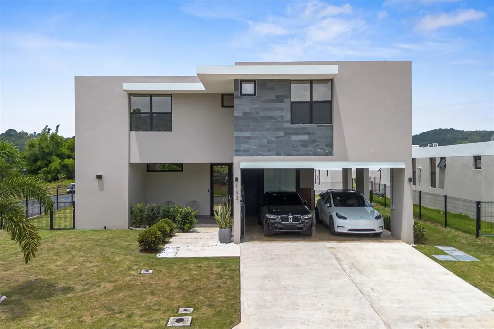 153 RIVER TERRACE Juncos, PR 00777