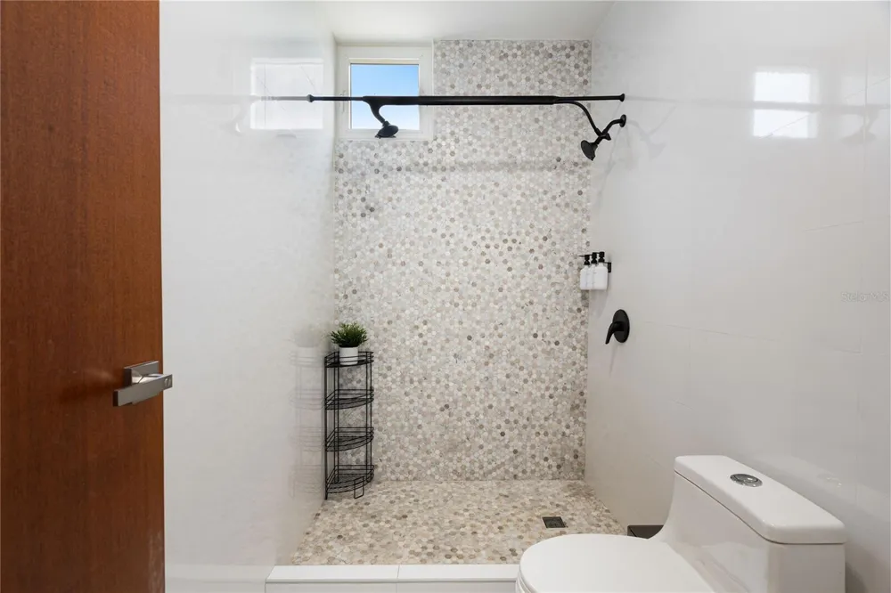 153 RIVER TERRACE Juncos, PR 00777