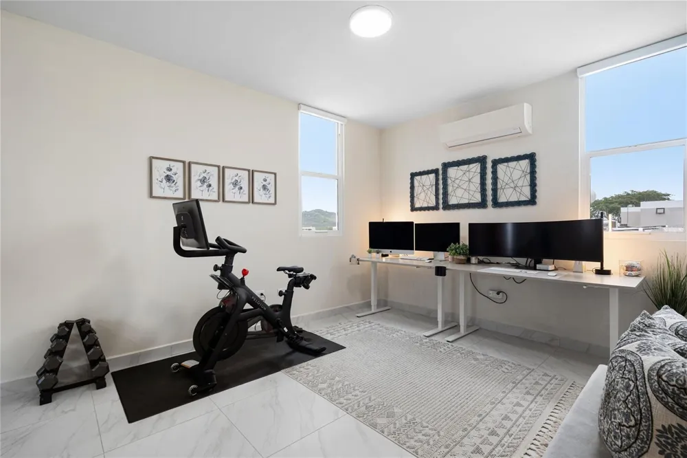 153 RIVER TERRACE Juncos, PR 00777