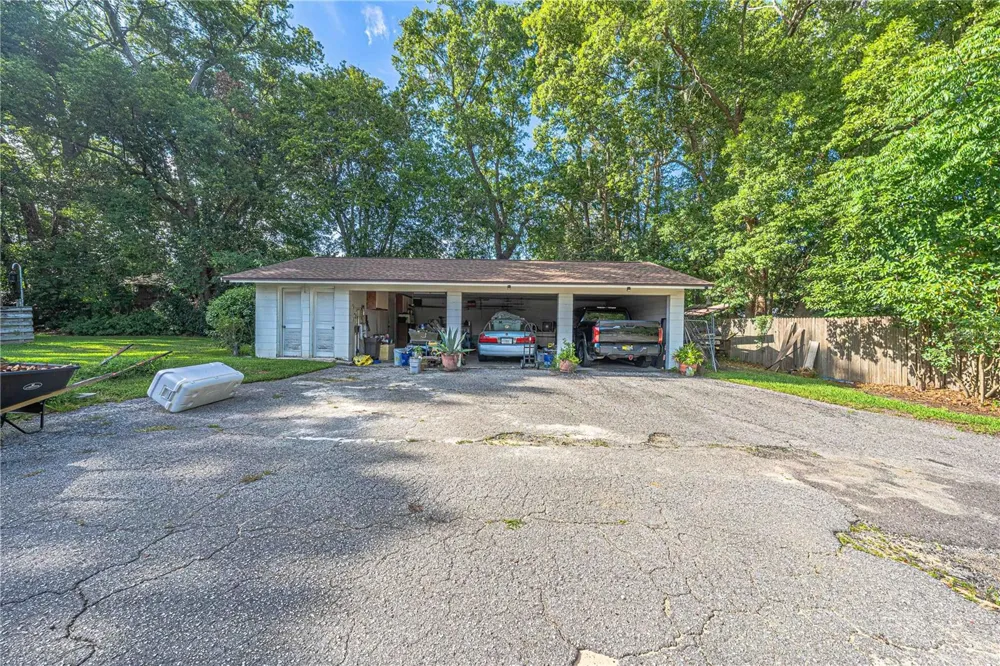 2137 SE 11TH STREET ocala, FL 34471