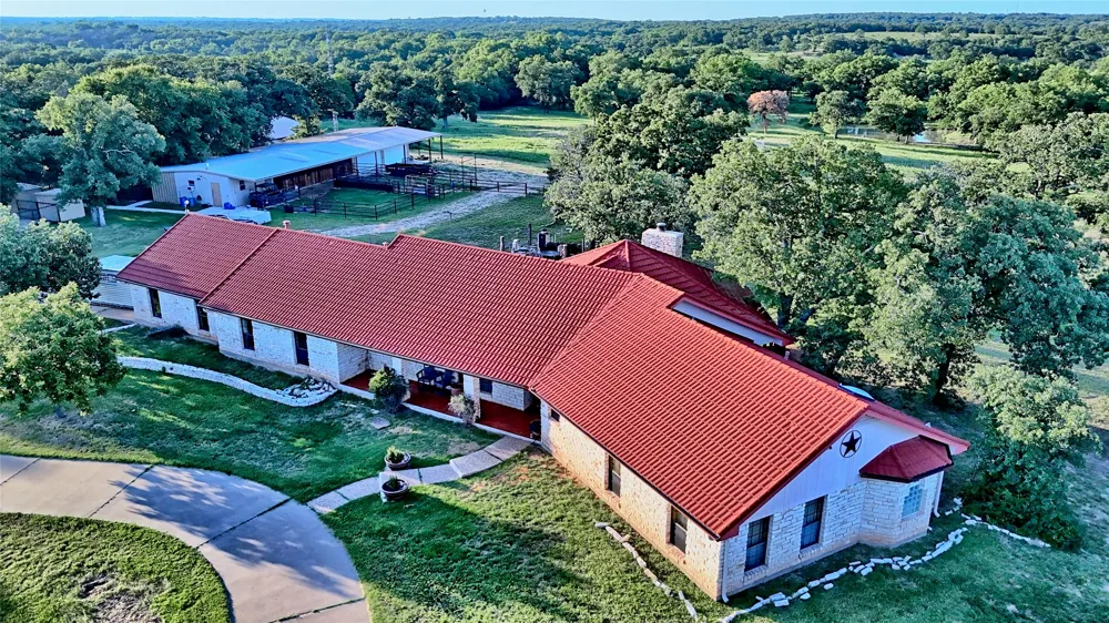 7912 Fm 1956 Nocona, TX 76255