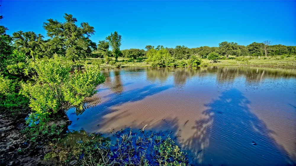 7912 Fm 1956 Nocona, TX 76255