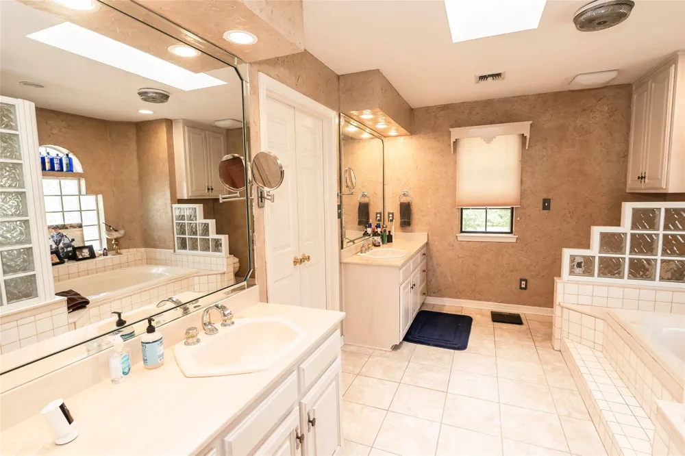 7912 Fm 1956 Nocona, TX 76255