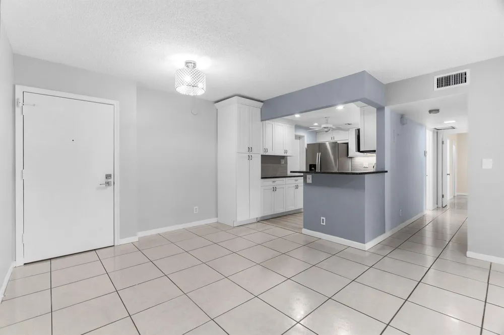 1940 NE 2nd Avenue #106j Wilton Manors, FL 33305