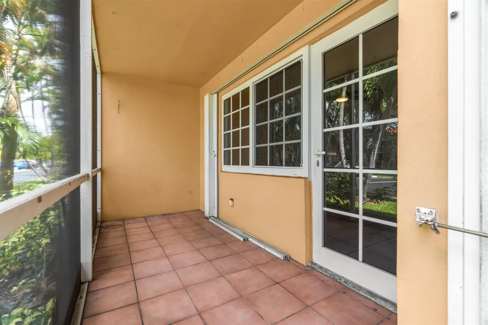 1940 NE 2nd Avenue #106j Wilton Manors, FL 33305