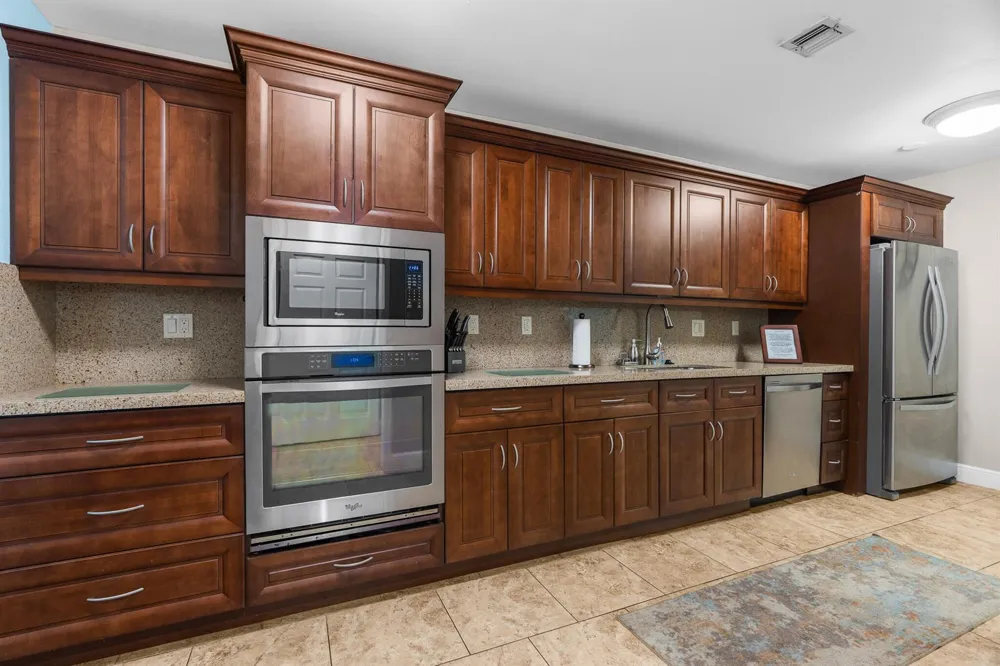 1940 NE 2nd Avenue #106j Wilton Manors, FL 33305