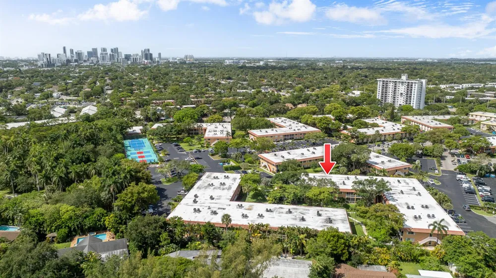 1940 NE 2nd Avenue #106j Wilton Manors, FL 33305