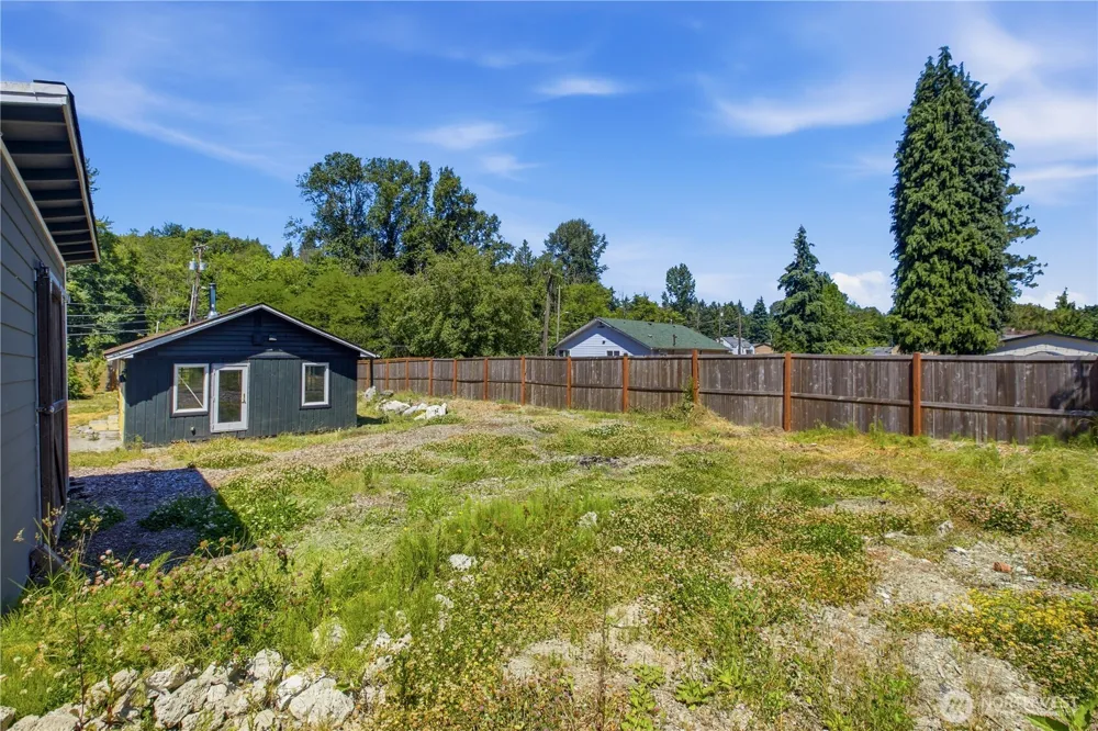 11410 8th Avenue S Burien, WA 98168
