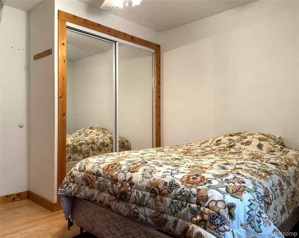 3786 W Houghton Lake Drive Denton Township, MI 48269