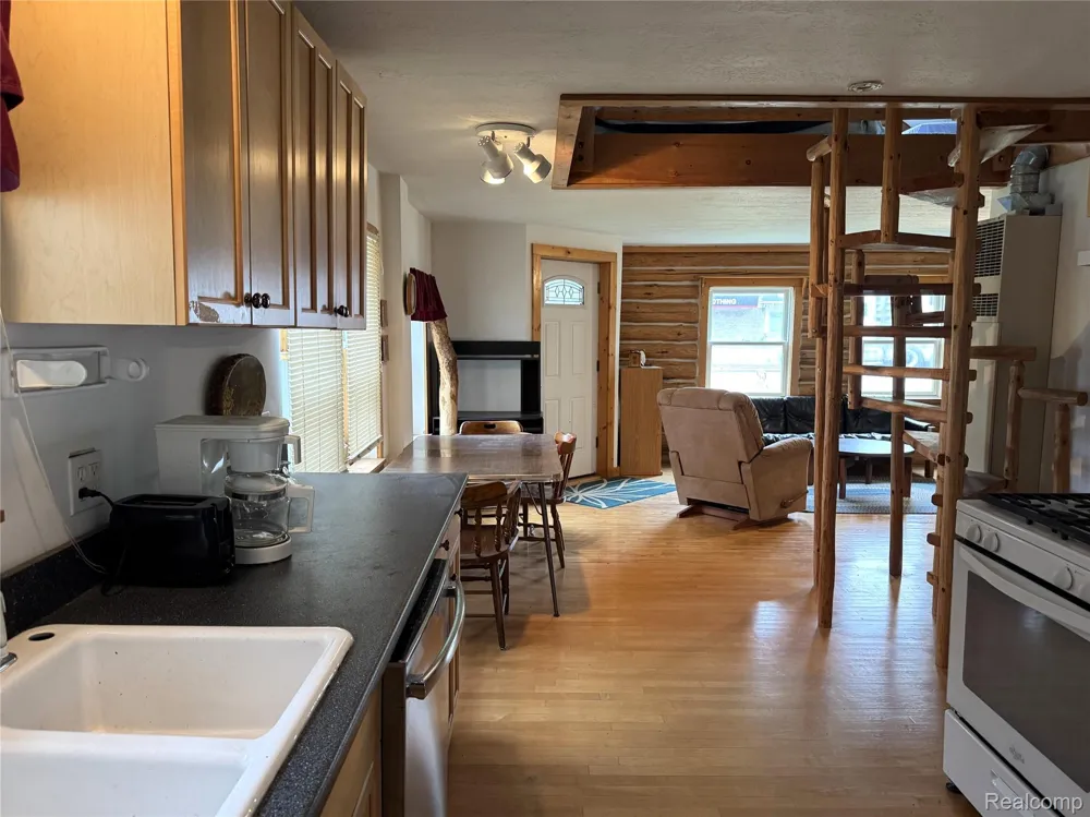 3786 W Houghton Lake Drive Denton Township, MI 48269
