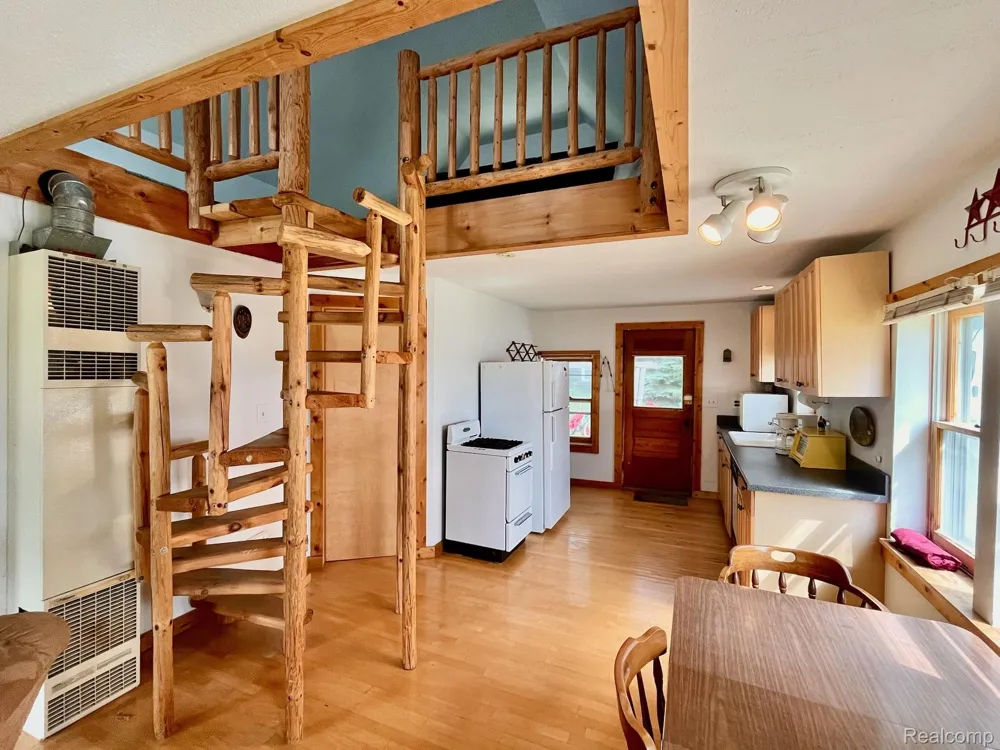 3786 W Houghton Lake Drive Denton Township, MI 48269