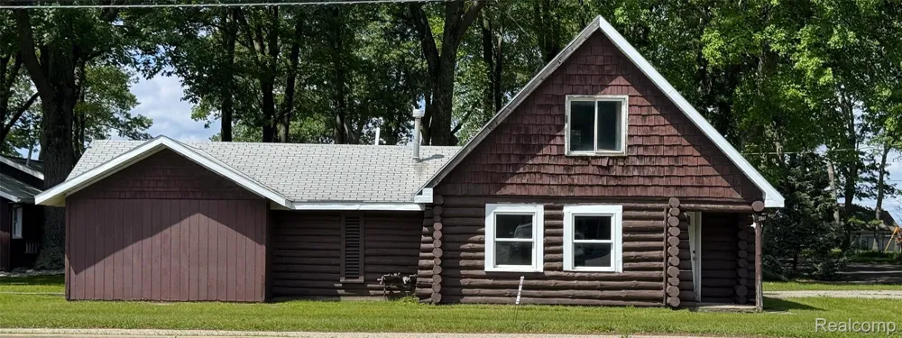 3786 W Houghton Lake Drive Denton Township, MI 48269