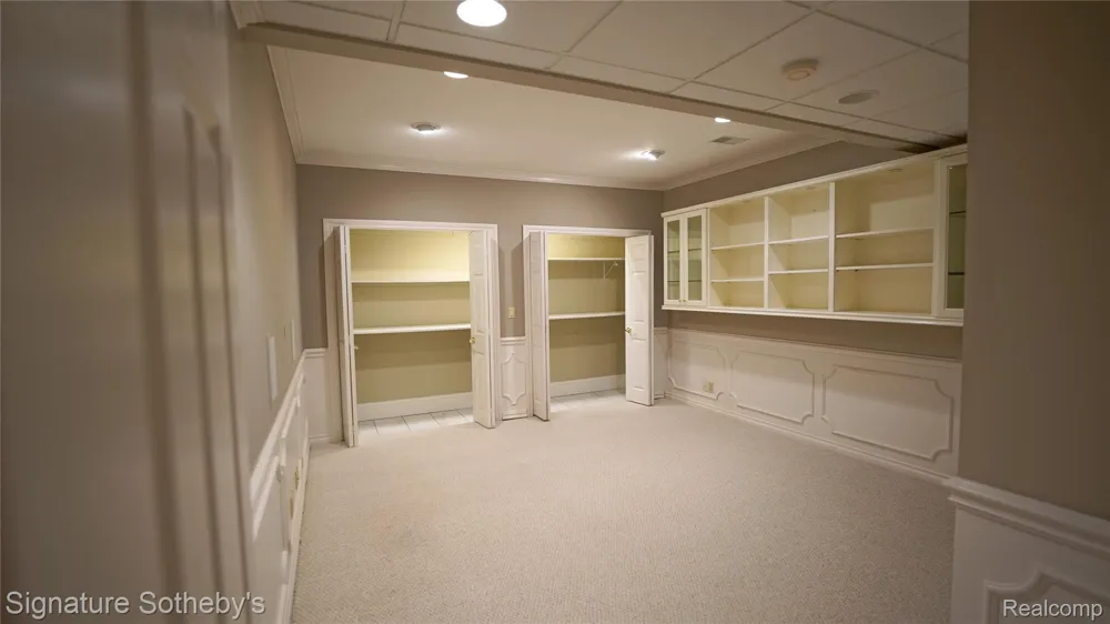 6608 ENCLAVE DRIVE Independence Charter Township, MI 48348