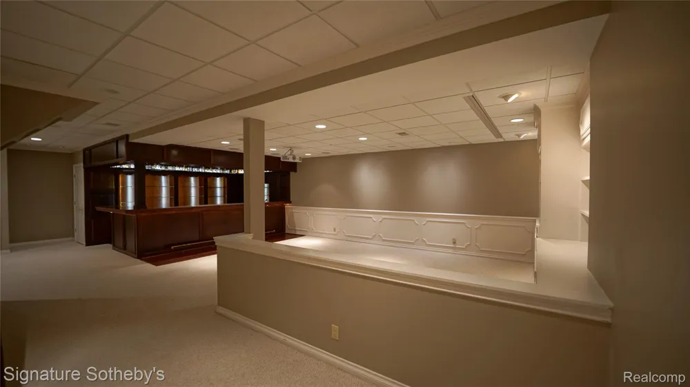 6608 ENCLAVE DRIVE Independence Charter Township, MI 48348
