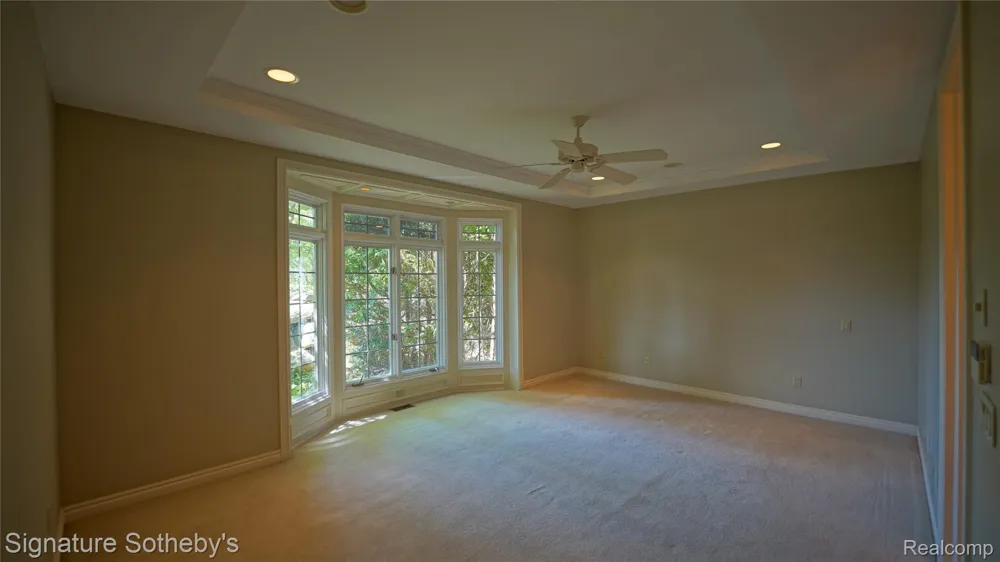 6608 ENCLAVE DRIVE Independence Charter Township, MI 48348