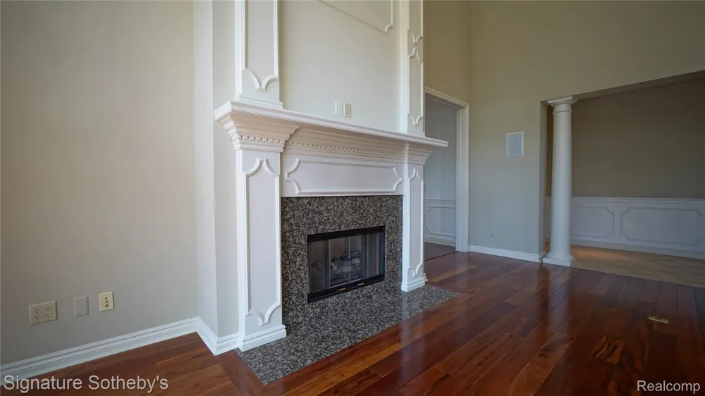 6608 ENCLAVE DRIVE Independence Charter Township, MI 48348