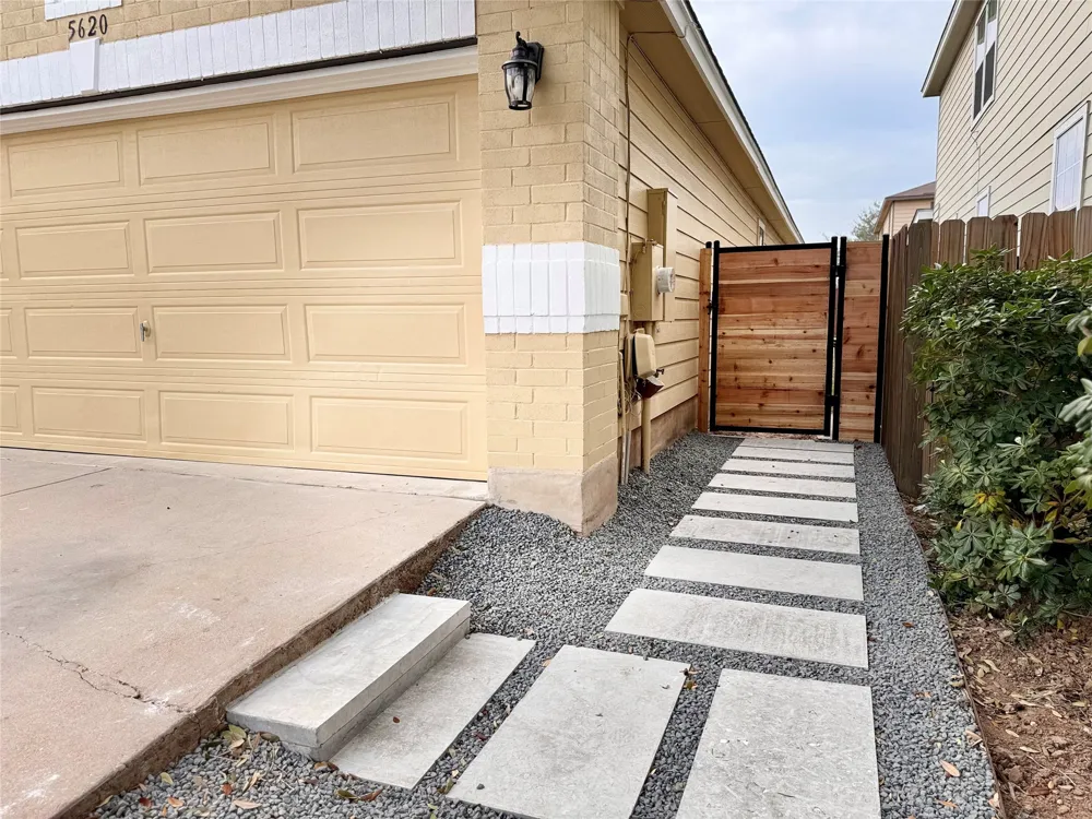 Address Not Shown Del Valle, TX 78617