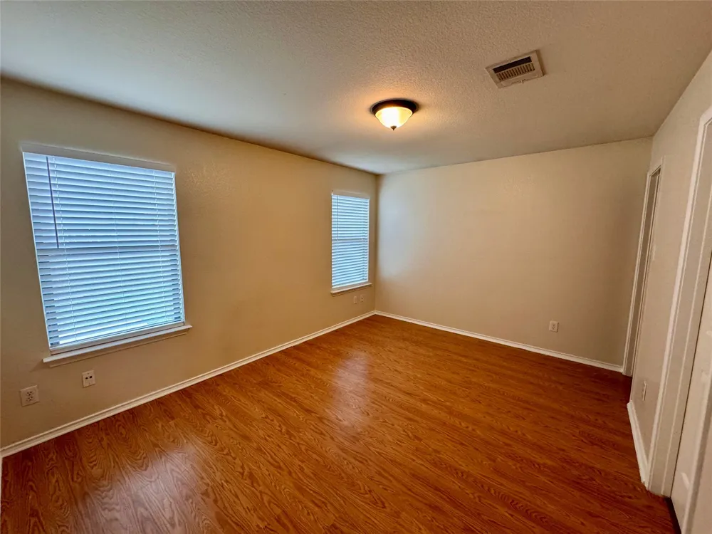 Address Not Shown Del Valle, TX 78617