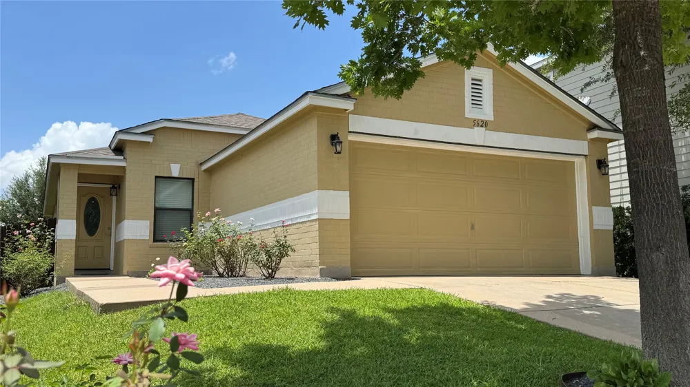 Address Not Shown Del Valle, TX 78617