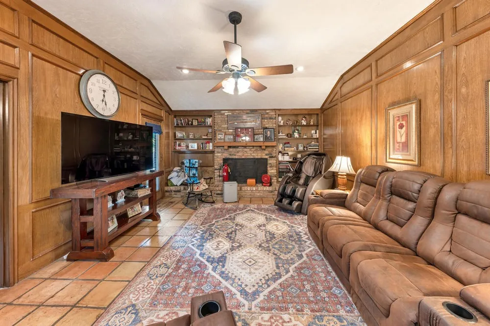 612 W Coke Road Winnsboro, TX 75494