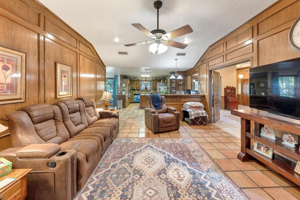 612 W Coke Road Winnsboro, TX 75494