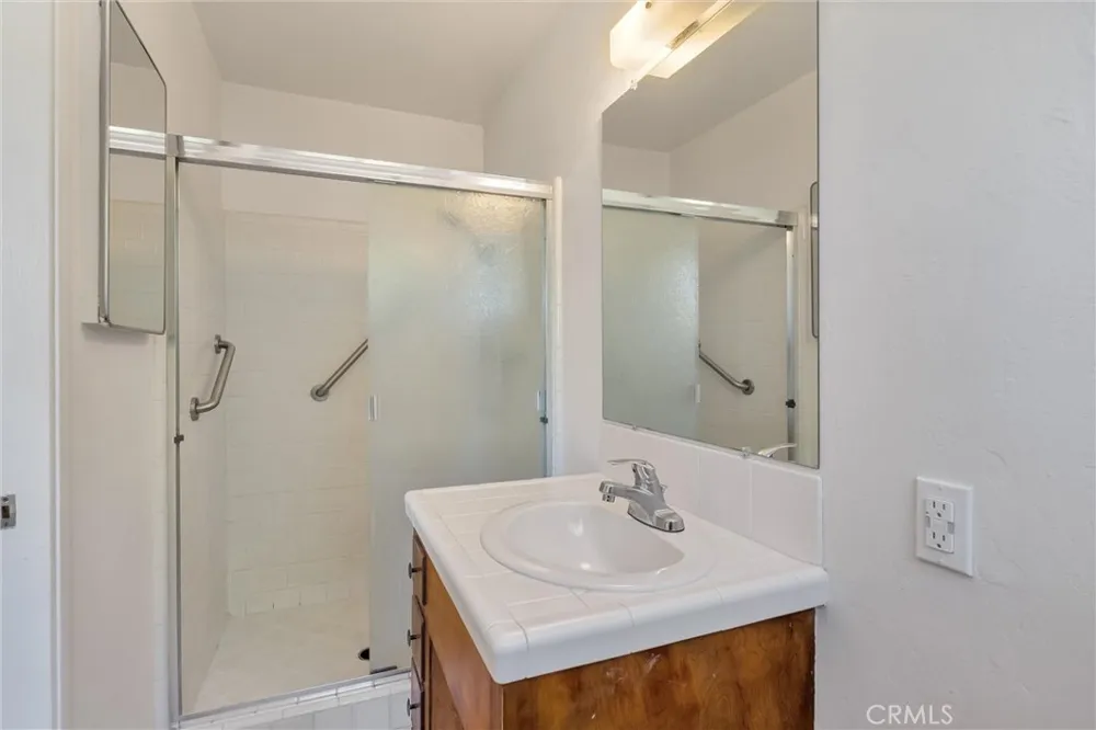 1670 Alma Oroville, CA 95965