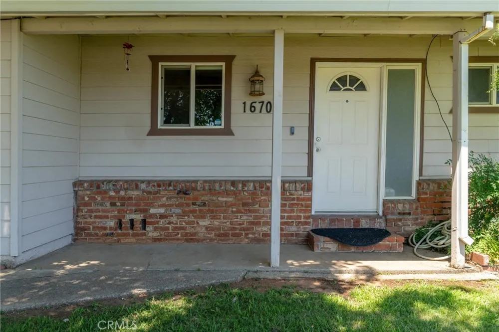 1670 Alma Oroville, CA 95965