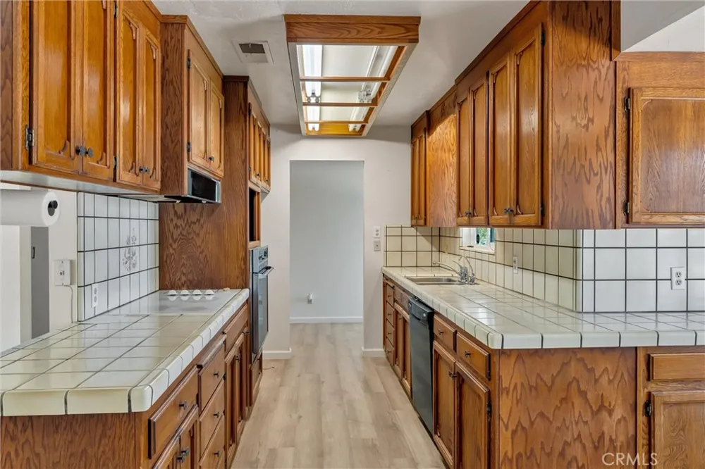 1670 Alma Oroville, CA 95965
