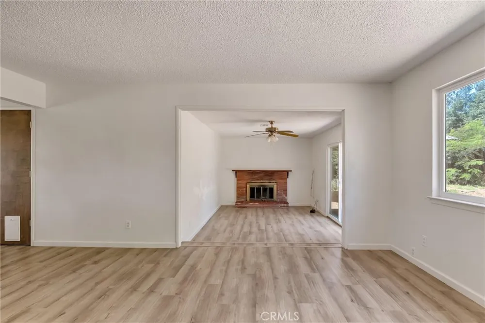 1670 Alma Oroville, CA 95965