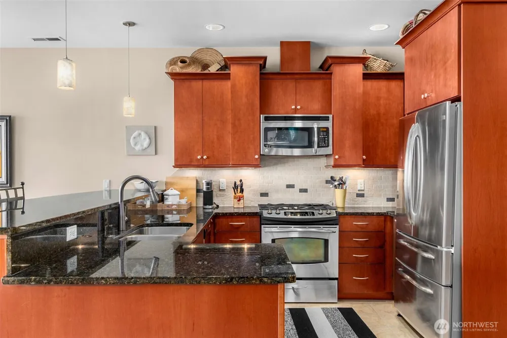 743 Neddie Rose Drive #204 Westport, WA 98595