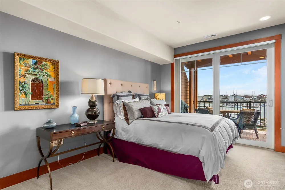 743 Neddie Rose Drive #204 Westport, WA 98595