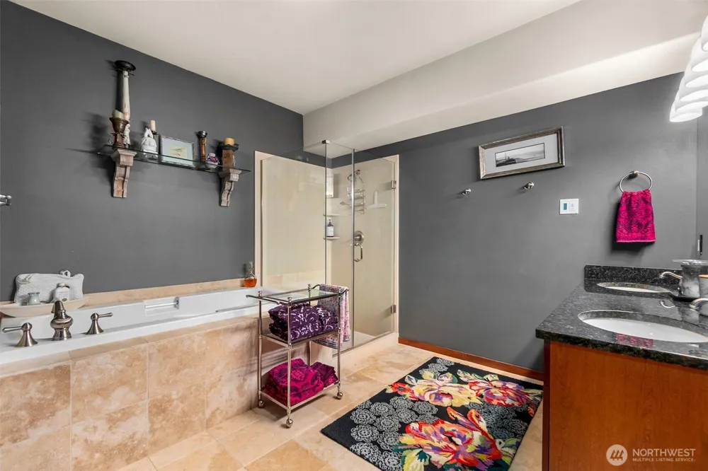 743 Neddie Rose Drive #204 Westport, WA 98595