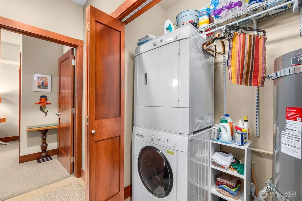 743 Neddie Rose Drive #204 Westport, WA 98595