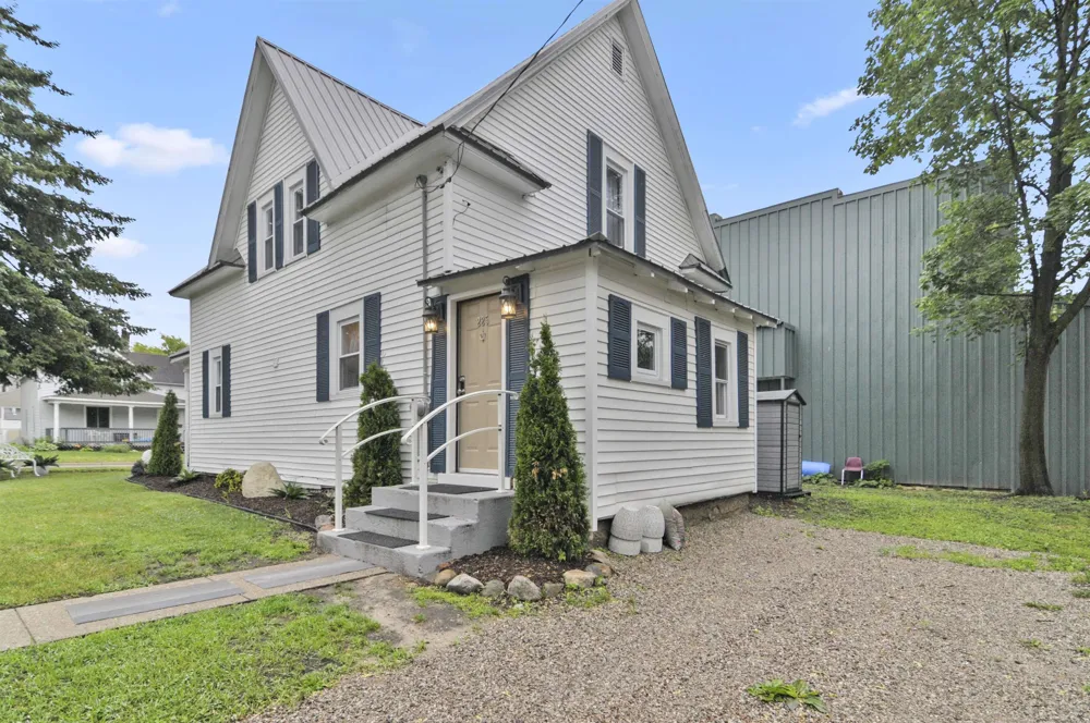 225 E River Street Cadillac City, MI 49601