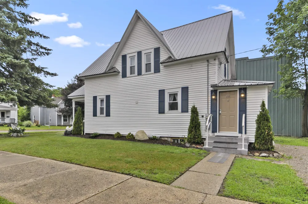 225 E River Street Cadillac City, MI 49601