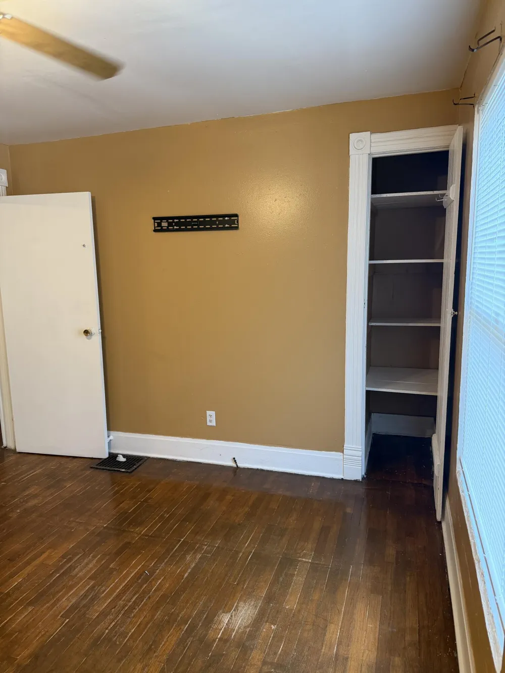 905 Burr Oak Street Albion City, MI 49224