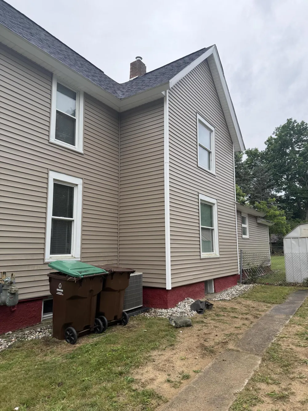 905 Burr Oak Street Albion City, MI 49224
