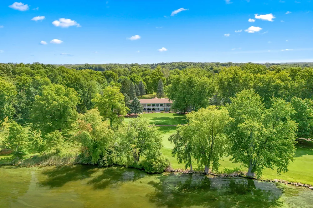 686 Leonard Drive Coldwater City, MI 49036