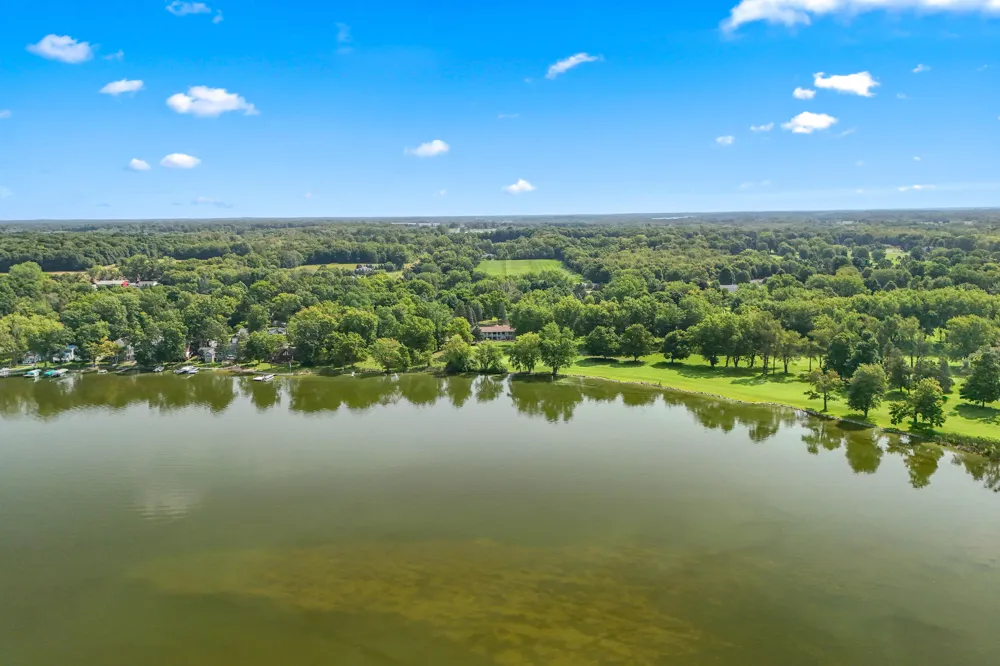686 Leonard Drive Coldwater City, MI 49036